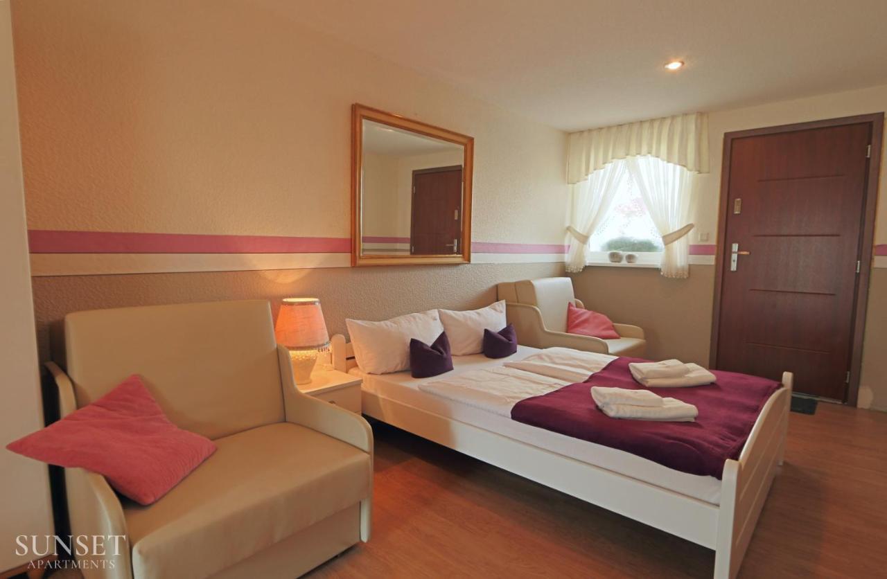 Sunset Apartments - Domek Z Ogrodem Grilem I Parkingiem! Свіноуйсьце Екстер'єр фото
