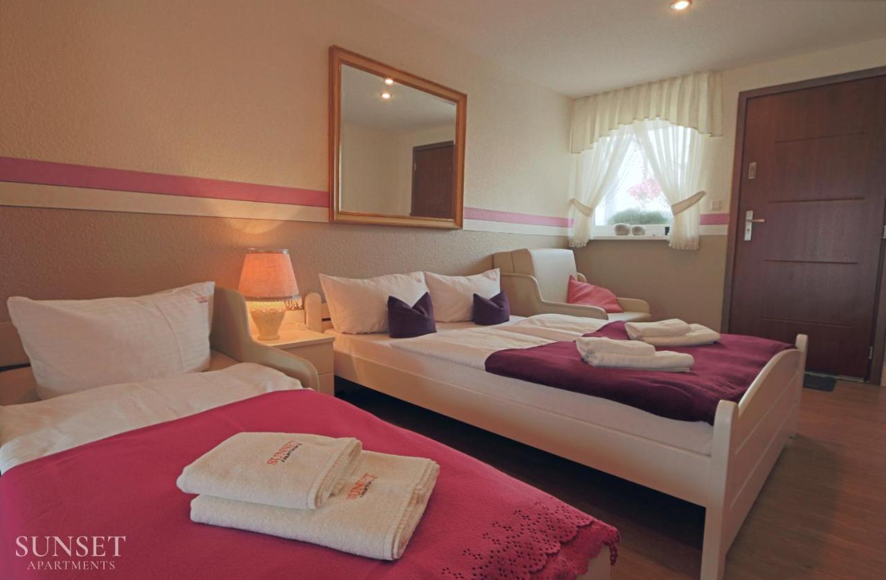 Sunset Apartments - Domek Z Ogrodem Grilem I Parkingiem! Свіноуйсьце Екстер'єр фото